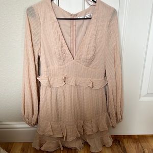 Selfie Leslie nude dress